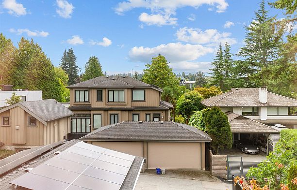 2022 Nanton Avenue Quilchena