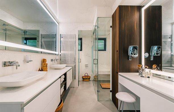 5038 Arbutus Street Quilchena