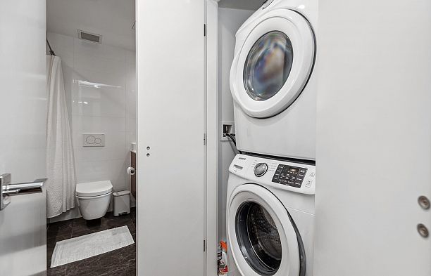 405 389 W 59th Avenue South Cambie