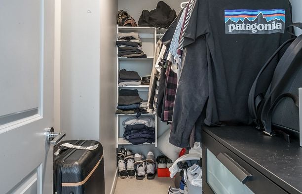 1705 3487 Binning Road University VW