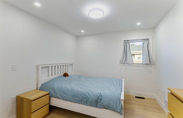 4085 SW Marine Drive Southlands