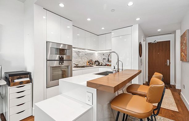 405 389 W 59th Avenue South Cambie