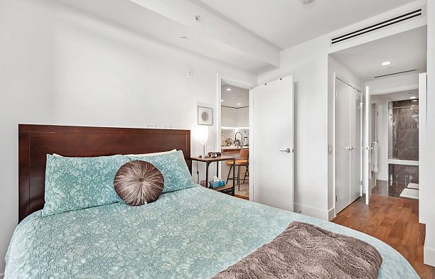 405 389 W 59th Avenue South Cambie