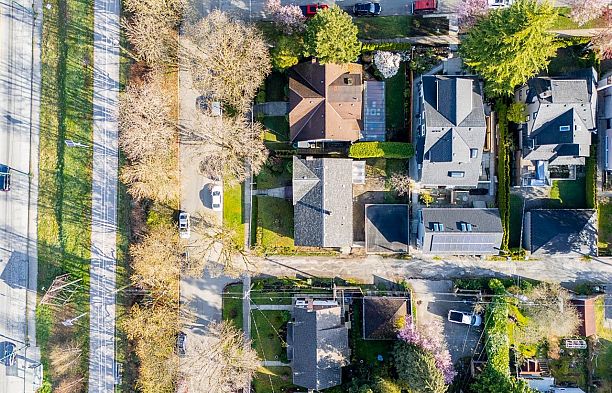 5240 East Boulevard Quilchena