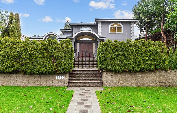 4085 SW Marine Drive Southlands