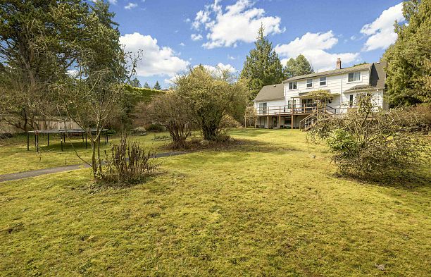 6809 Arbutus Street S.W. Marine