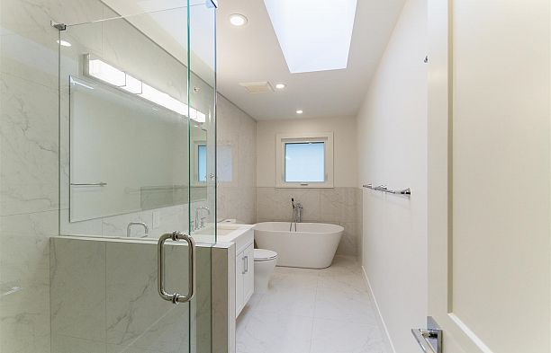 4085 SW Marine Drive Southlands