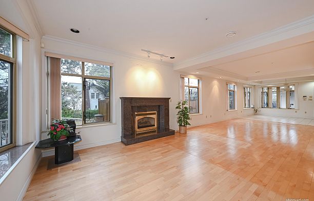 2908 W 30th Avenue MacKenzie Heights