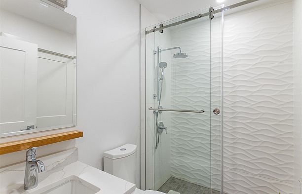 4085 SW Marine Drive Southlands