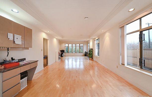 2908 W 30th Avenue MacKenzie Heights