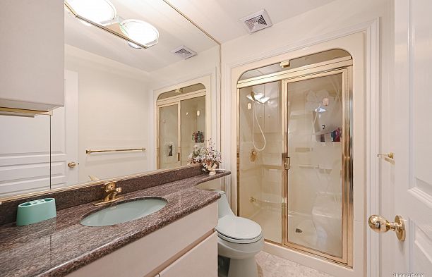 2908 W 30th Avenue MacKenzie Heights