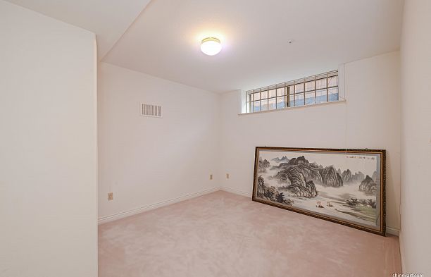 2908 W 30th Avenue MacKenzie Heights