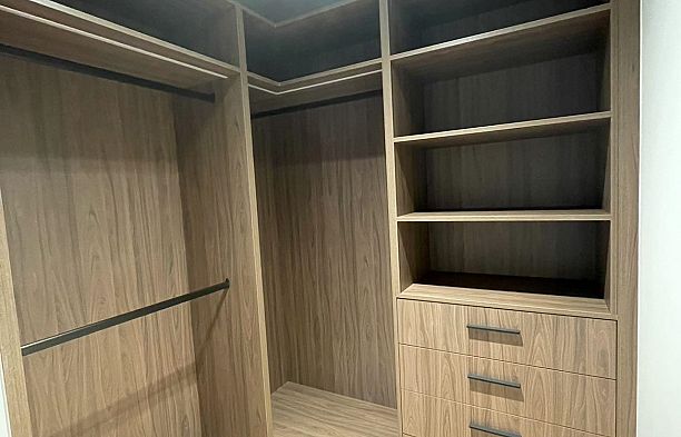 134 765 W 49th Avenue Oakridge VW