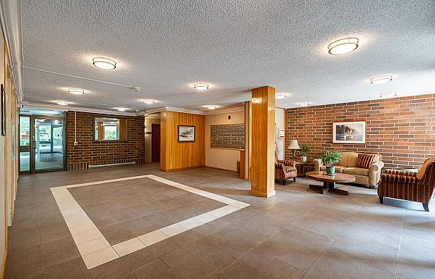 511 2101 Mcmullen Avenue Quilchena