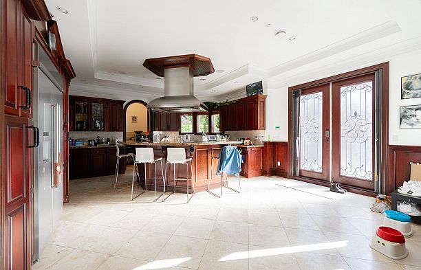 2502 W 36th Avenue MacKenzie Heights