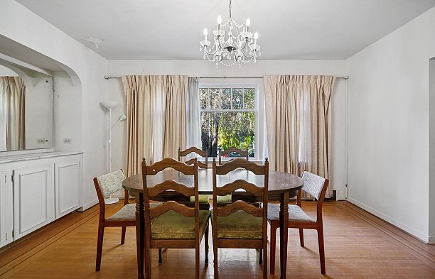 4470 Osler Street Shaughnessy