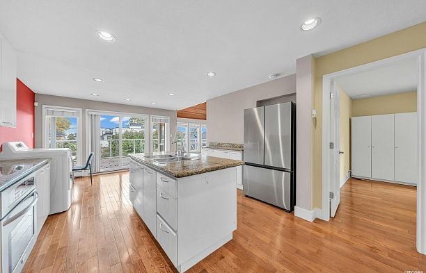 3191 W 23rd Avenue Dunbar