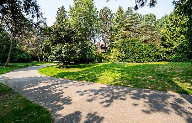 511 2101 Mcmullen Avenue Quilchena