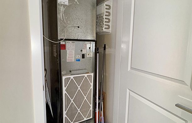 501 3487 Binning Road University VW