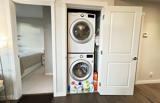 501 3487 Binning Road University VW