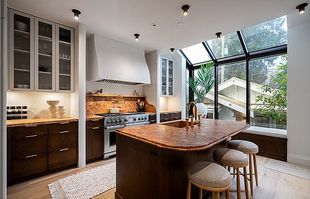 3575 Mayfair Avenue Dunbar