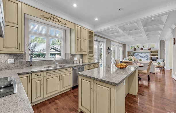 2069 W 28th Avenue Quilchena