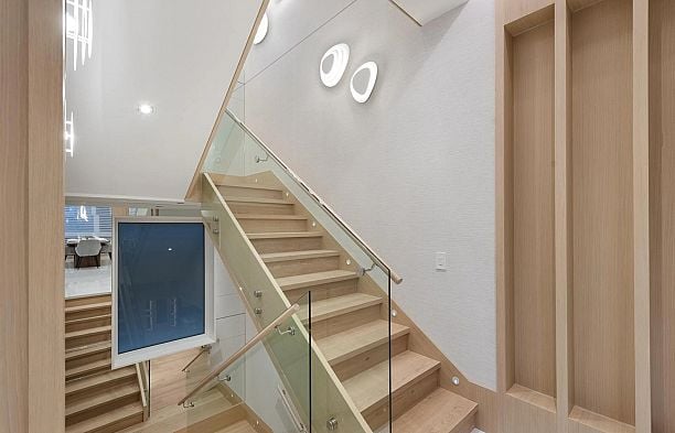 1 2128 W 21st Avenue Arbutus