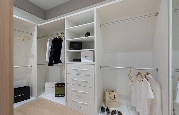 1 2128 W 21st Avenue Arbutus