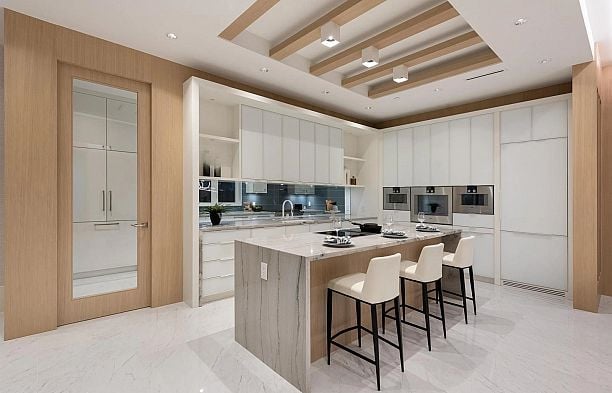 1 2128 W 21st Avenue Arbutus