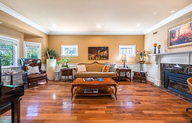 6261 Adera Street South Granville