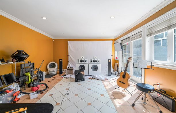 6261 Adera Street South Granville