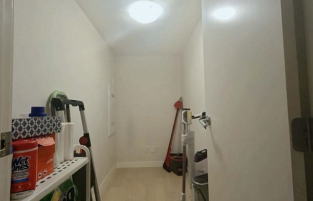 208 5555 Dunbar Street Dunbar