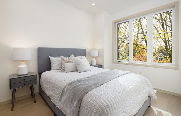 6664 Balsam Street S.W. Marine