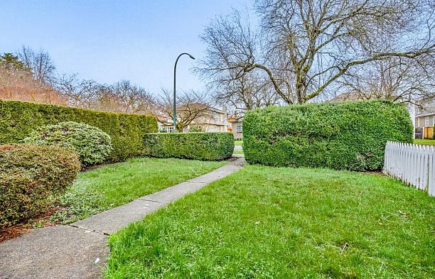 3555 Trafalgar Street Arbutus