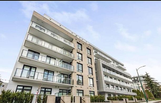 312 6859 Cambie Street South Cambie