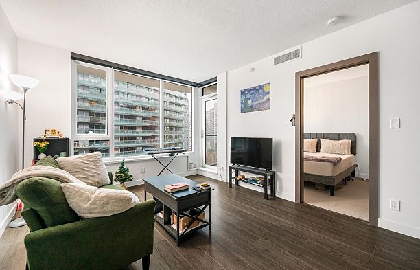 1517 68 Smithe Street Downtown VW