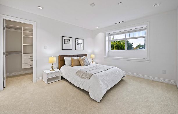 3941 W 19th Avenue Dunbar