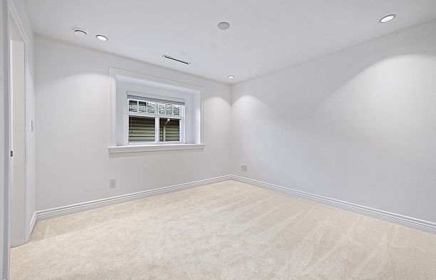 3941 W 19th Avenue Dunbar