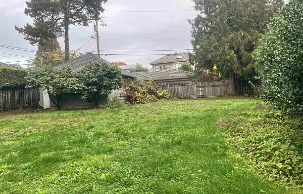 5870 Cartier Street South Granville