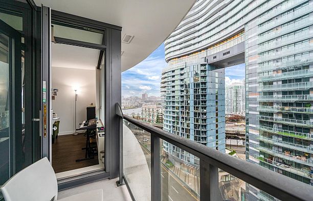 1517 68 Smithe Street Downtown VW