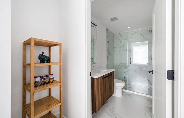 312 6859 Cambie Street South Cambie