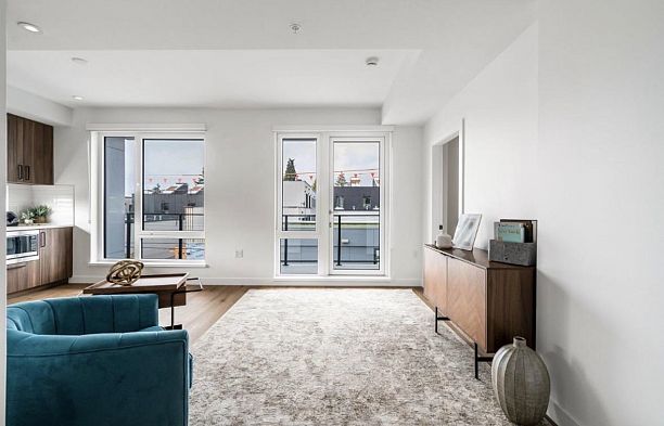 312 6859 Cambie Street South Cambie