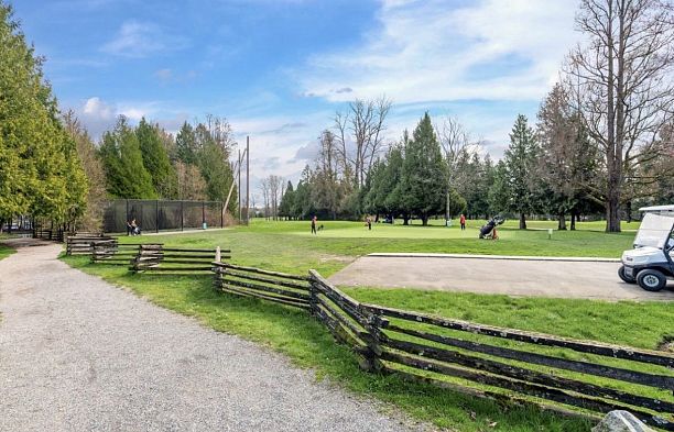 312 6859 Cambie Street South Cambie