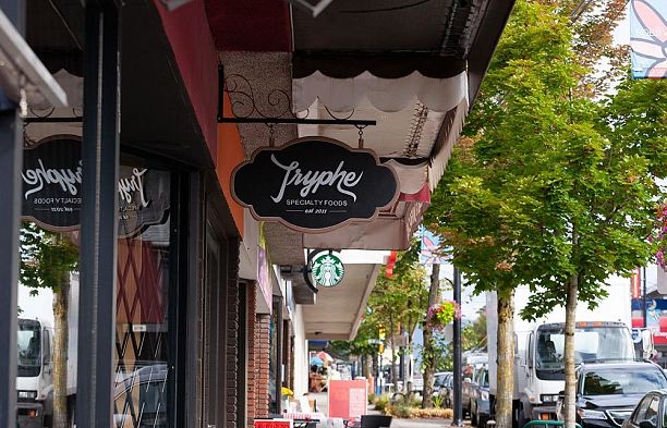 3941 W 19th Avenue Dunbar