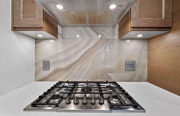 408 5681 Birney Avenue University VW