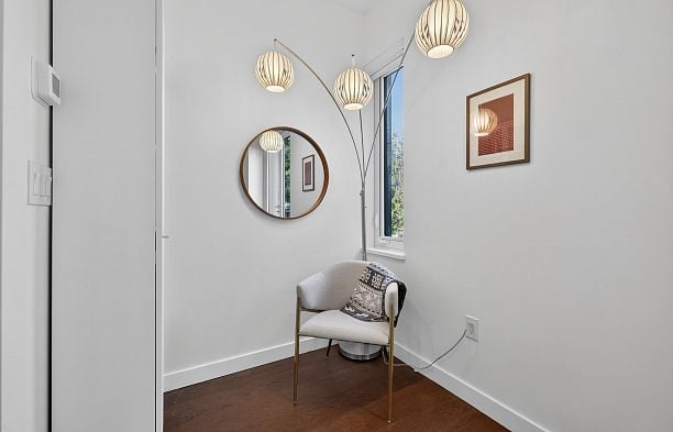 408 5681 Birney Avenue University VW