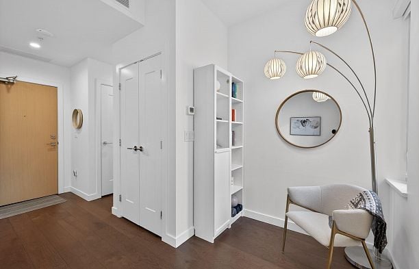 408 5681 Birney Avenue University VW