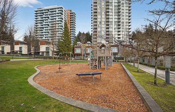 408 5681 Birney Avenue University VW