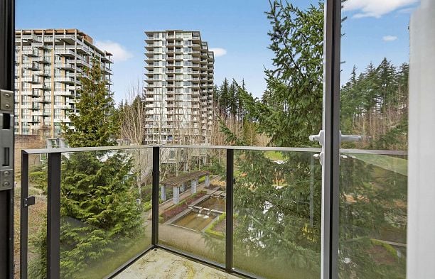 408 5681 Birney Avenue University VW