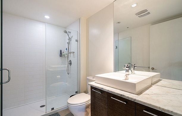 520 5955 Birney Avenue University VW